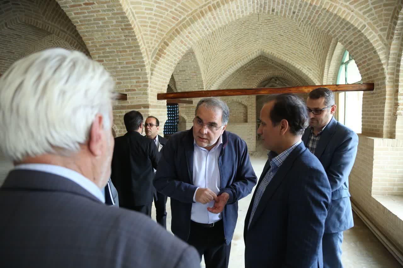 مرمت مساجد تاریخی زنجان با جدیت دنبال شود