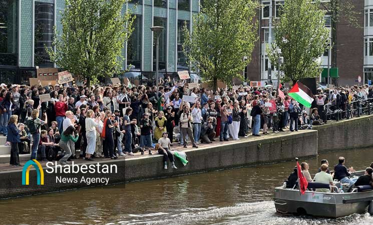 ادامه تحصن دانشجویان دانشگاه آمستردام هلند از غزه+ عکس