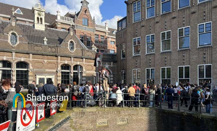 ادامه تحصن دانشجویان دانشگاه آمستردام هلند از غزه+ عکس