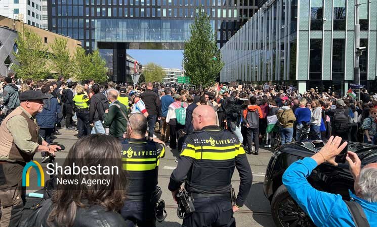 ادامه تحصن دانشجویان دانشگاه آمستردام هلند از غزه+ عکس