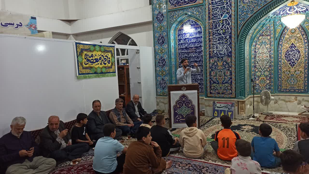 جشن آغاز دهه کرامت در مسجد امام حسن عسکری (ع) رشت برگزار شد