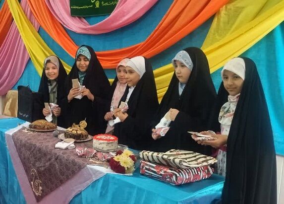 برگزاری جشن بزرگ دخترانه در کانون طلایه داران