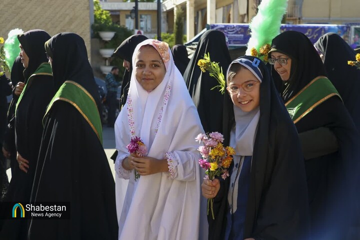 سومین حرم اهل‌بیت(ع)، میزبان گام‌های امید دختران شهر؛ از بقعه ام احمد(س) تا شاهچراغ(ع)