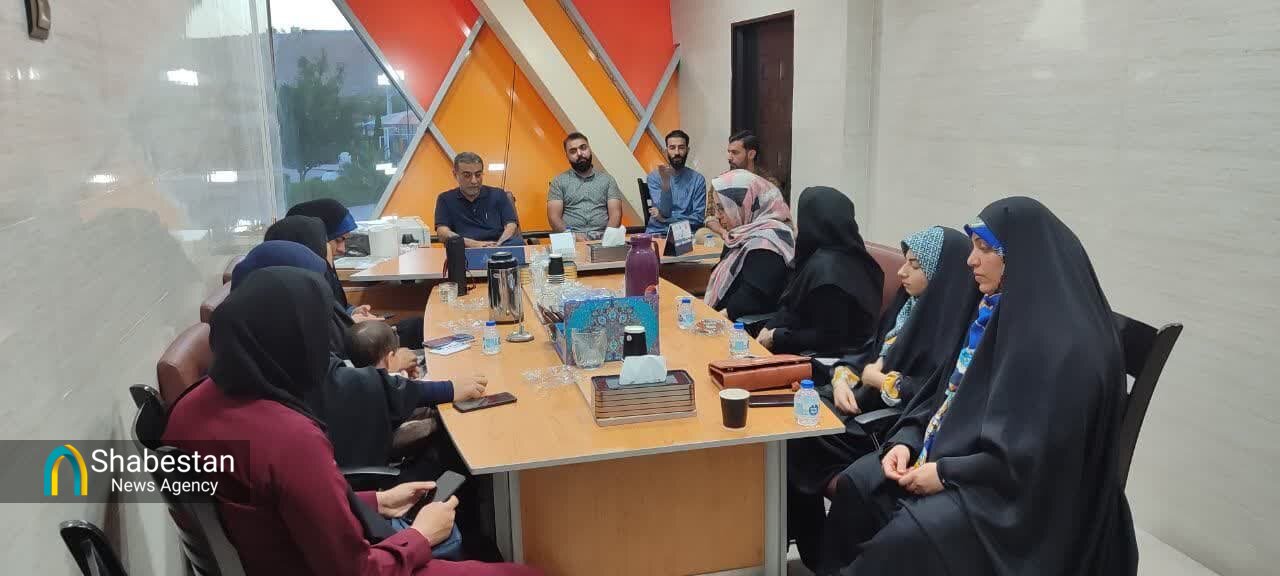 یک روز کاملاً دخترانه