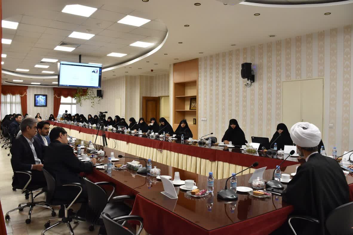 کنشگری اجتماعی زنان در نظریه الگوی سوم