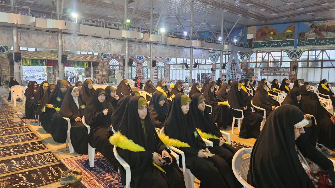 زیر سایه این خورشید کسی گم نمیشود