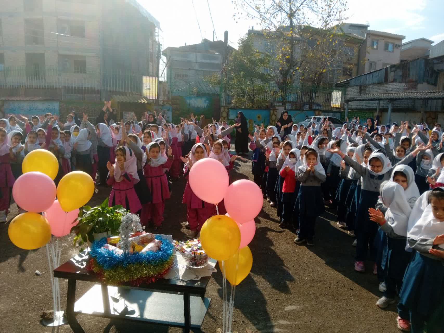 از جشن دهه کرامت تا کمک به محرومین در کانون فرهنگی هنری ثقلین رشت