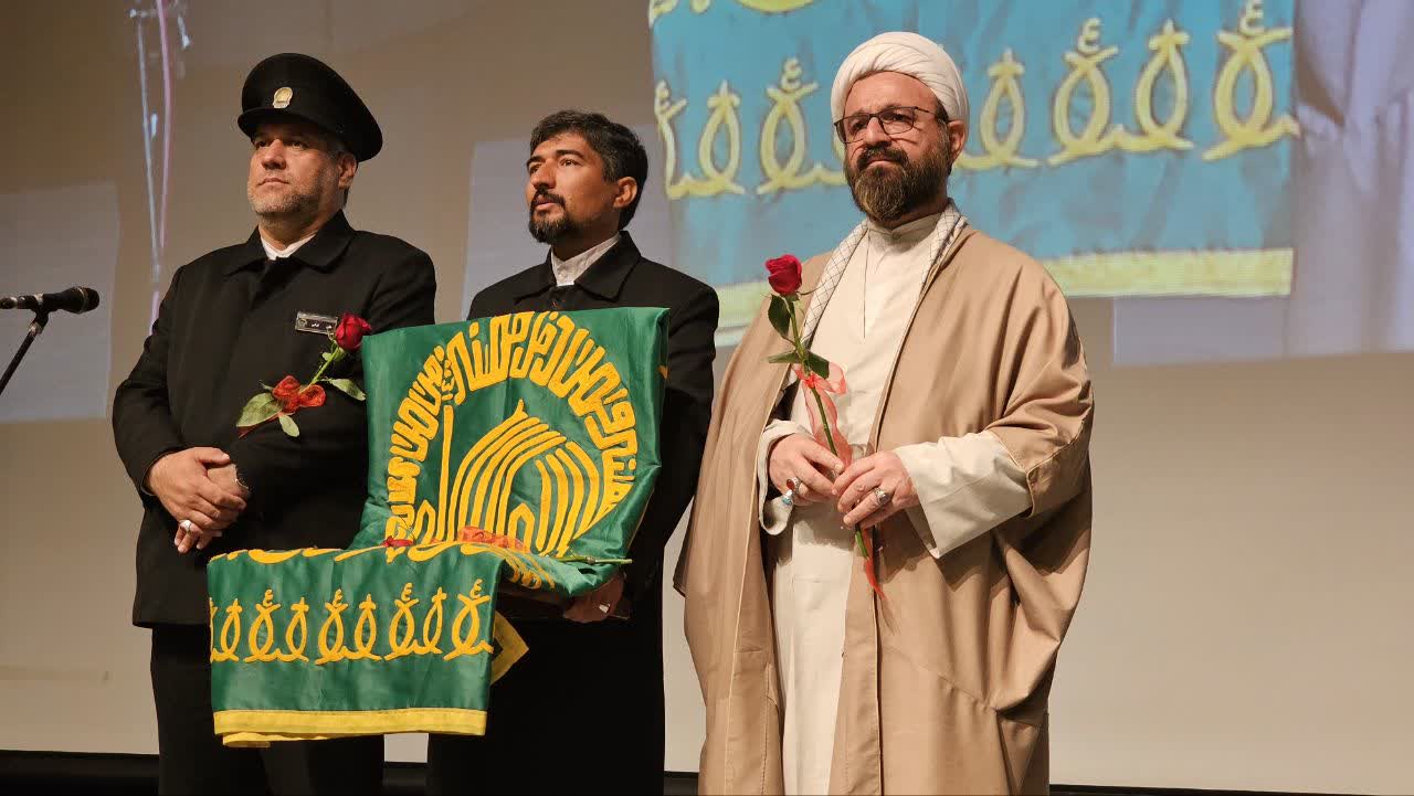 حضور کاروان خدام رضوی در جمع دانش آموزان و فرهنگیان رشت