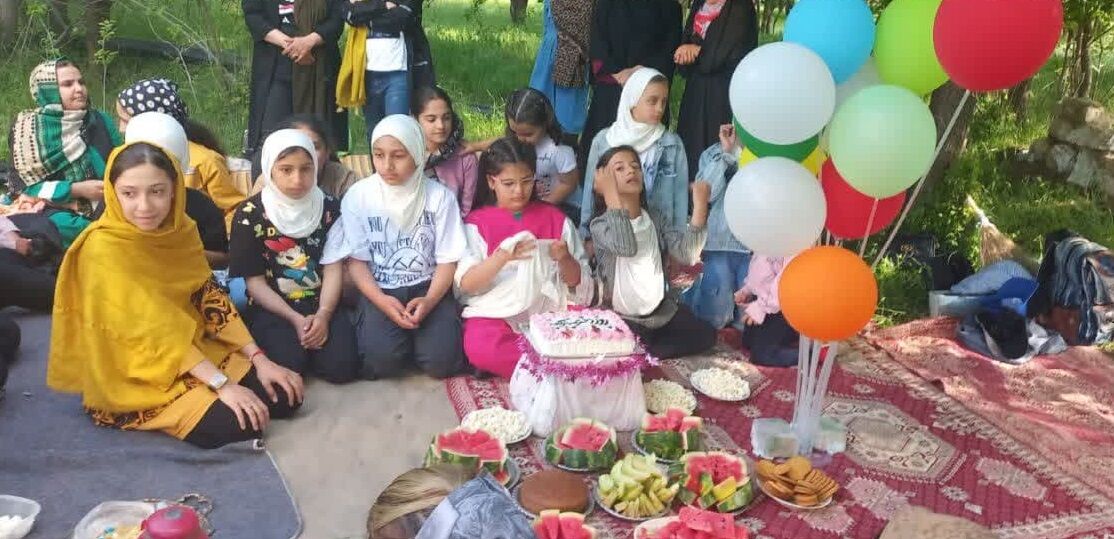 برگزاری نشست الگو سازی از سیره حضرت معصومه (س) برای دختران مسجدی