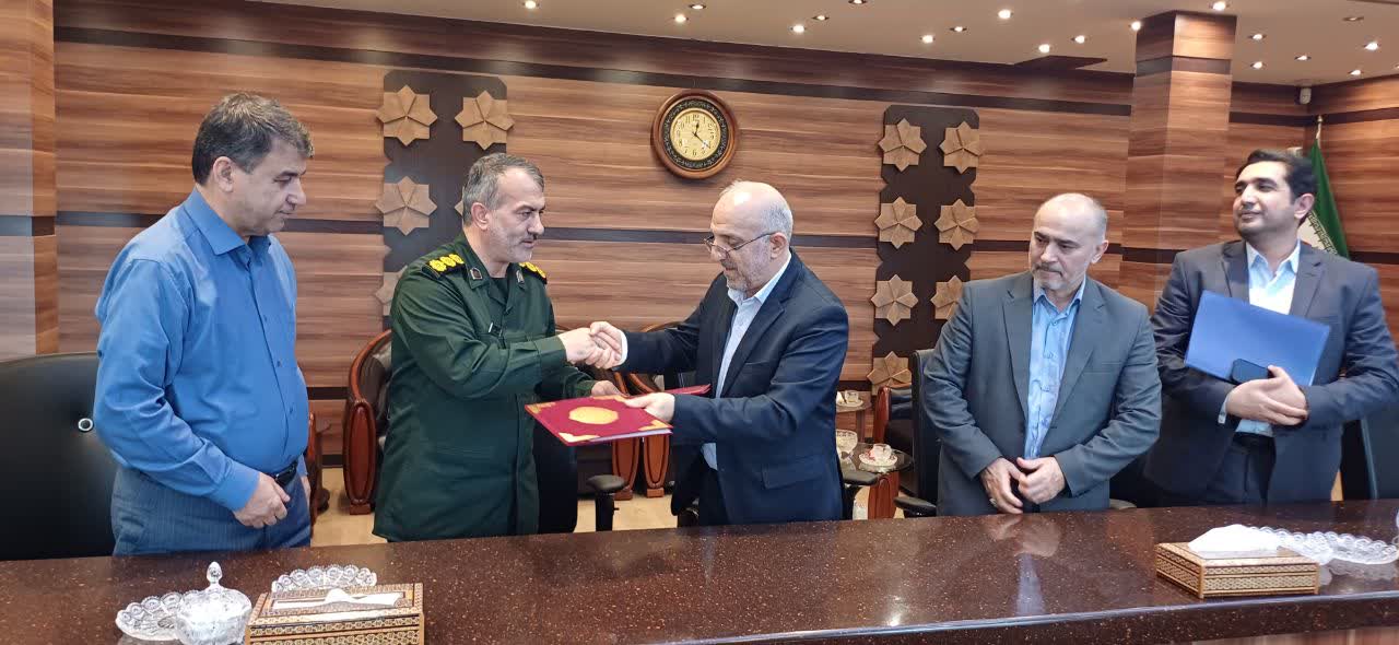 تفاهم نامهای بین بنیاد شهید و بنیاد حفظ آثار گیلان امضا شد