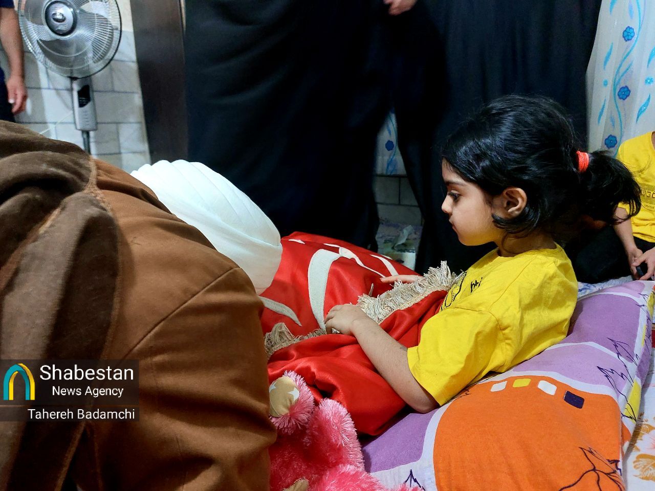 روز متفاوت دختر برای رقیهی جانباز حادثه تروریستی کرمان