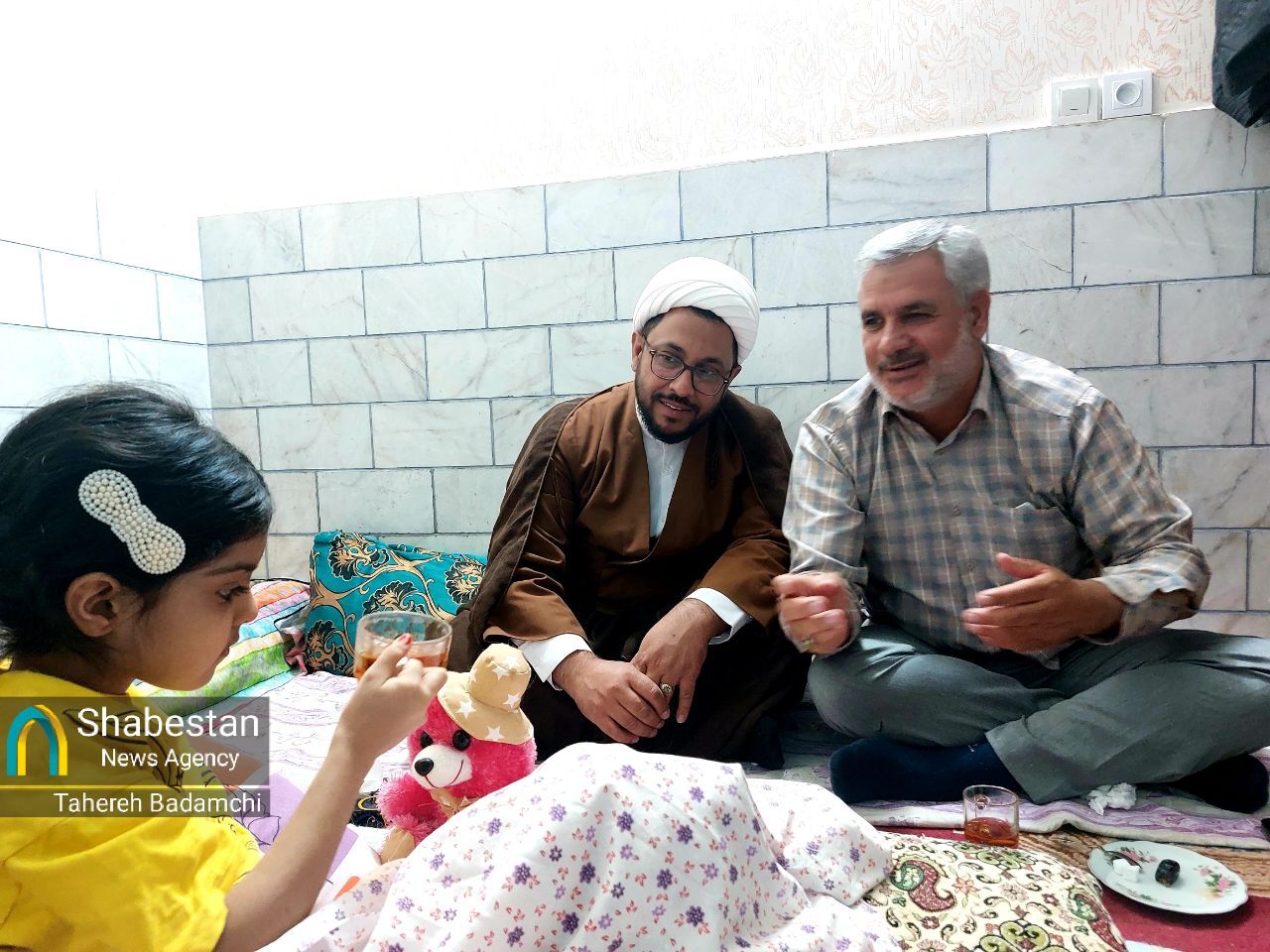 روز متفاوت دختر برای رقیهی جانباز حادثه تروریستی کرمان