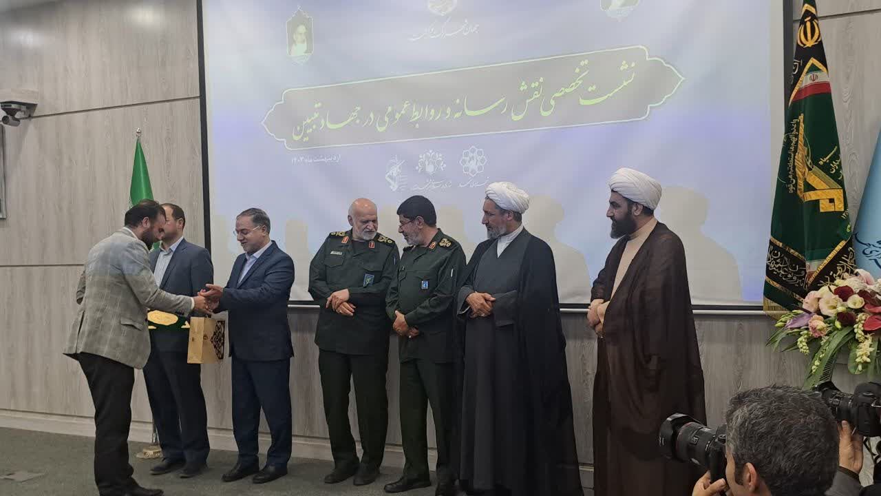 دلیل مشکلات تحریم نیست، کمکاری مدیران است