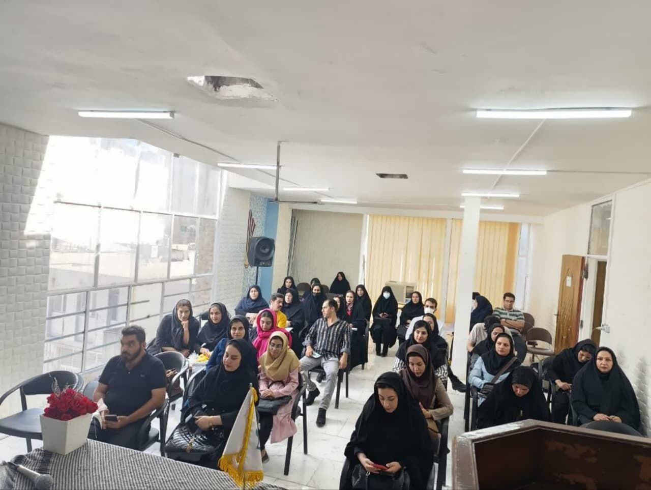 کرسی آزاد اندیشی با موضوع حجاب و عفاف در خرم آباد برگزار شد