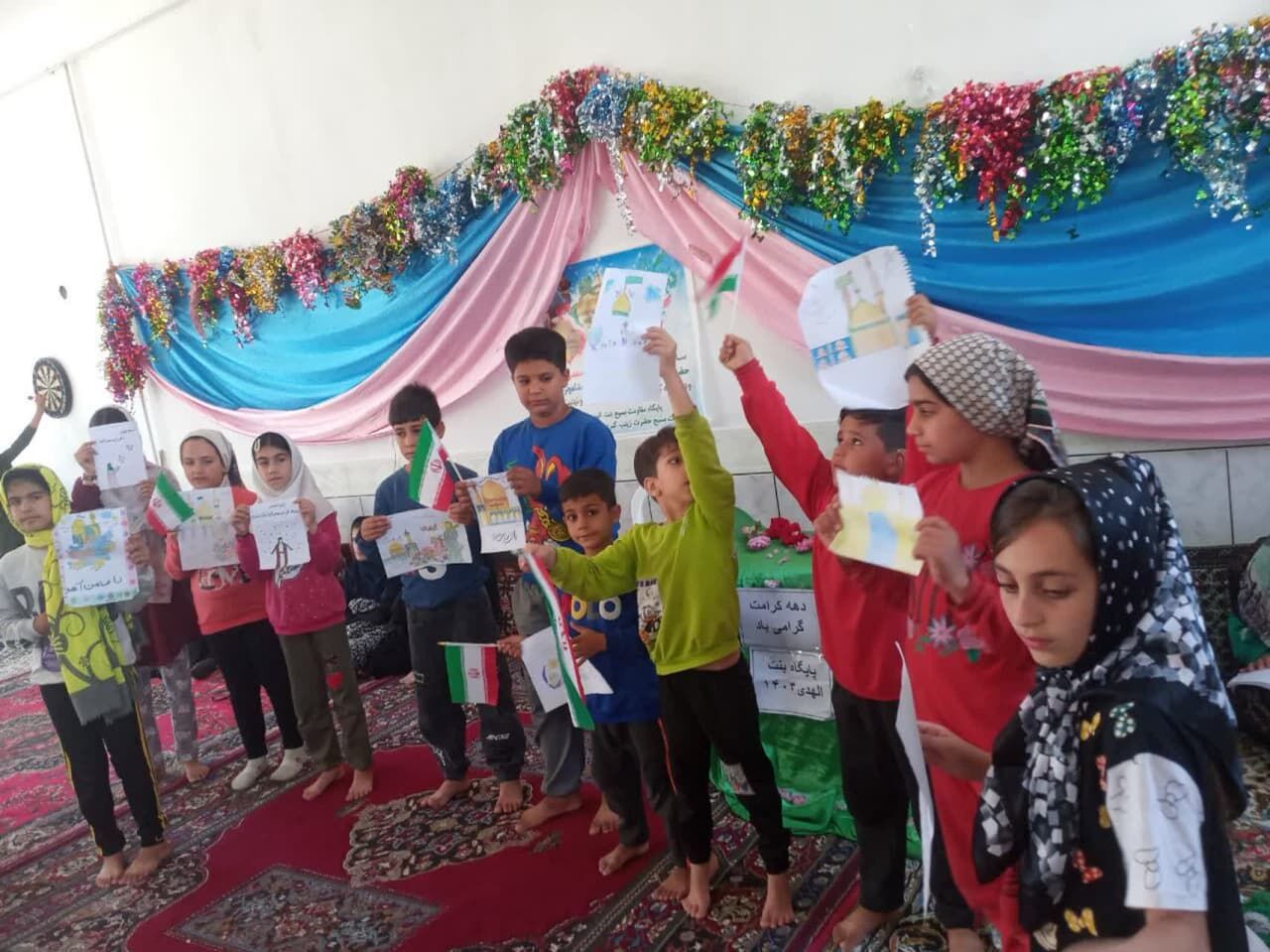 گسترده شدن سفره صلوات در روستای شورچه ناحیه کنگاور