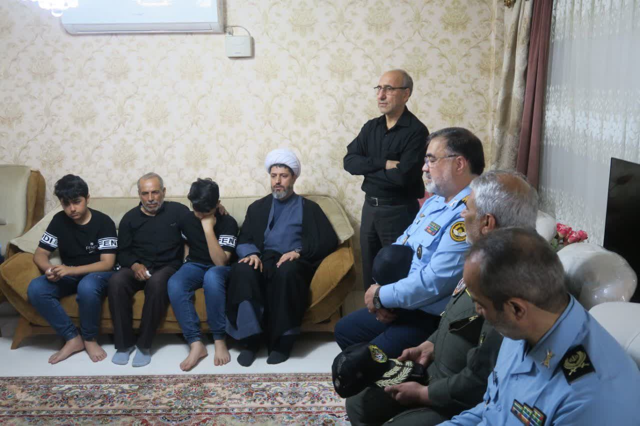 دیدار فرمانده نیروی هوایی با خانواده شهدای کادرپرواز بالگرد رئیسجمهور