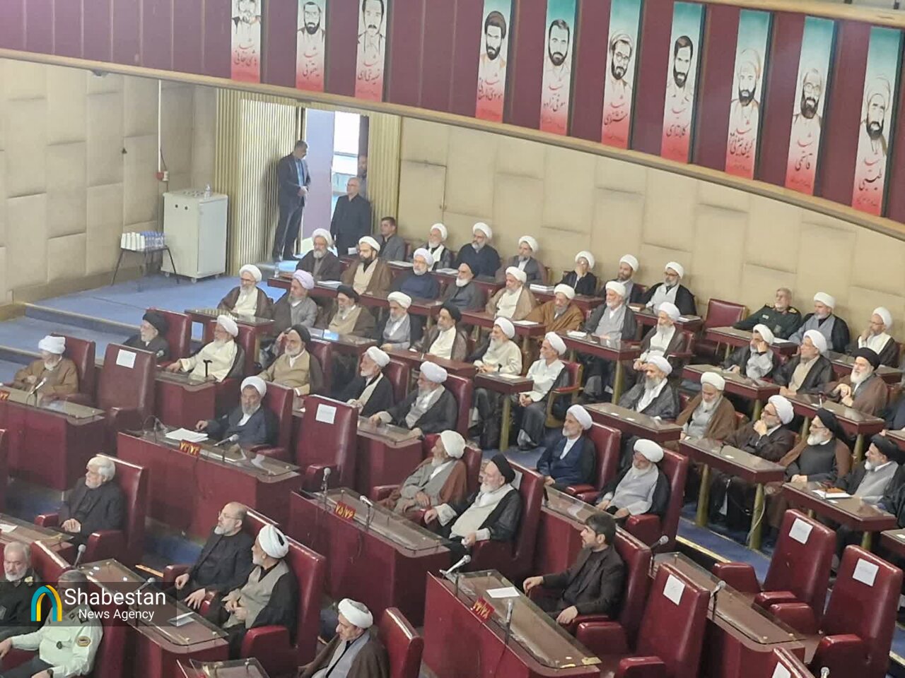 آیتالله رئیسی تمام تلاش خود را برای حل زیربنایی مشکلات کشور کرد