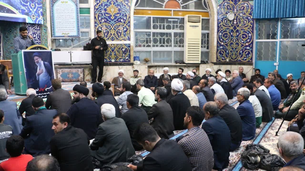 علم برافراشته شده شهید رئیسی همیشه برافراشته می ماند