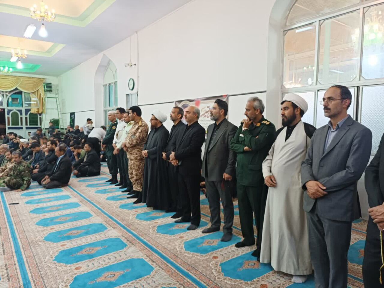 تواضع، خدمتگذاری و سختکوشی علت محبوبیت شهید رئیسی بود