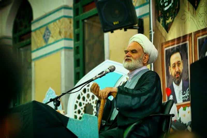 حضور پرشور افغانستانی های مقیم استان سمنان در مراسم بزرگداشت شهدای خدمت