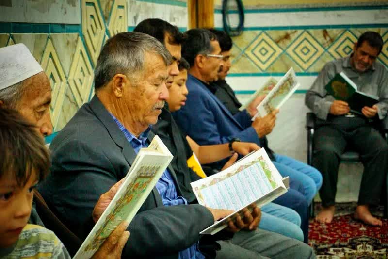 حضور پرشور افغانستانی های مقیم استان سمنان در مراسم بزرگداشت شهدای خدمت