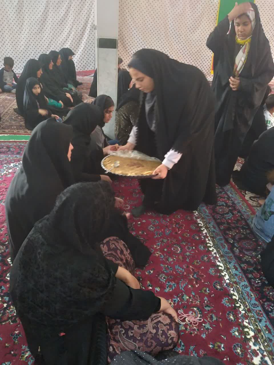 سنگ تمام بچههای مسجدی برای اجرای محافل قرآنی ویژه شهدای خدمت در کردستان