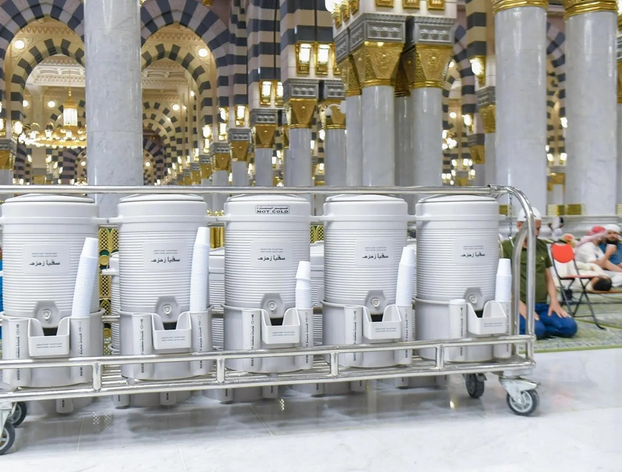 «سنگ مرمر و چترهای غول پیکر»؛ تلاش برای راحتی حجاج مسجد النبی