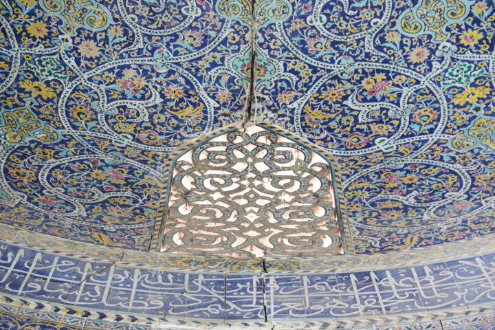 مسجد سید اصفهان در غباری از سوءمدیریت و بلاتکلیفی ترک میخورد