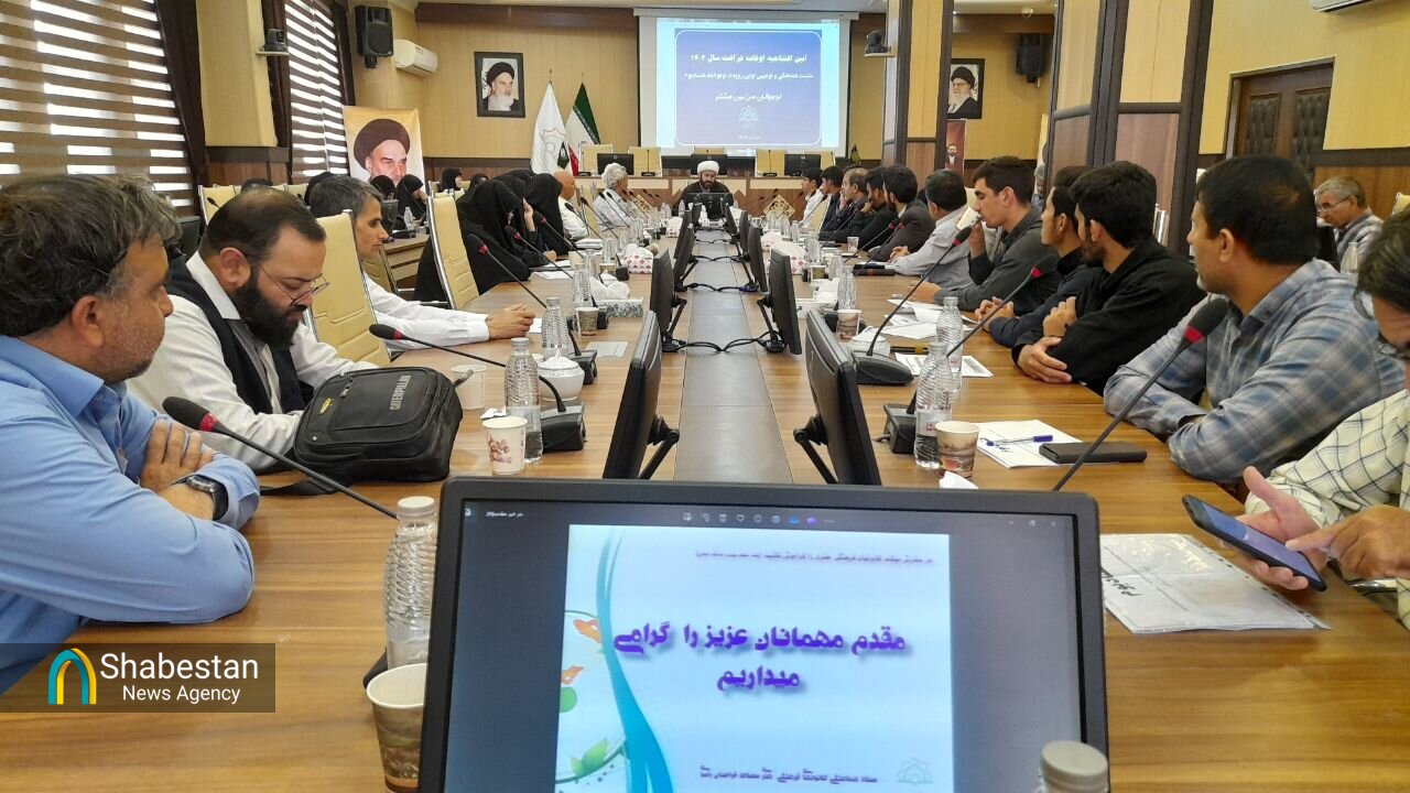 مدیر کانون بازوی امام جماعت در فعالیت هنری فرهنگی و هنری مساجد است