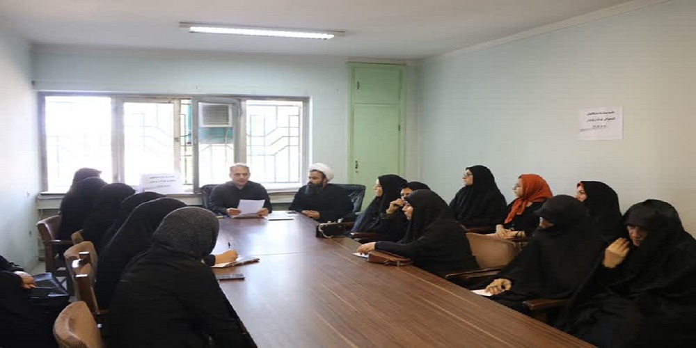 ترویج فرهنگ و هنر از کارکردهای کانونهای مساجد است