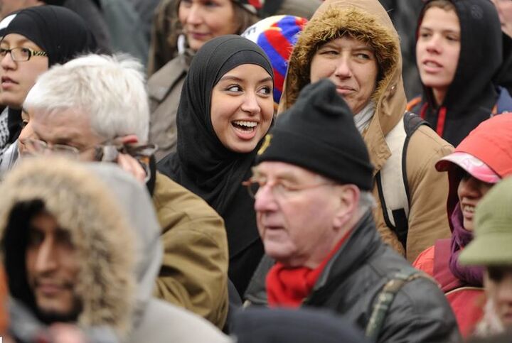 حرکت خزنده راست‌گراها به سمت پارلمان اروپا؛ تهدیدی برای آینده مسلمانان