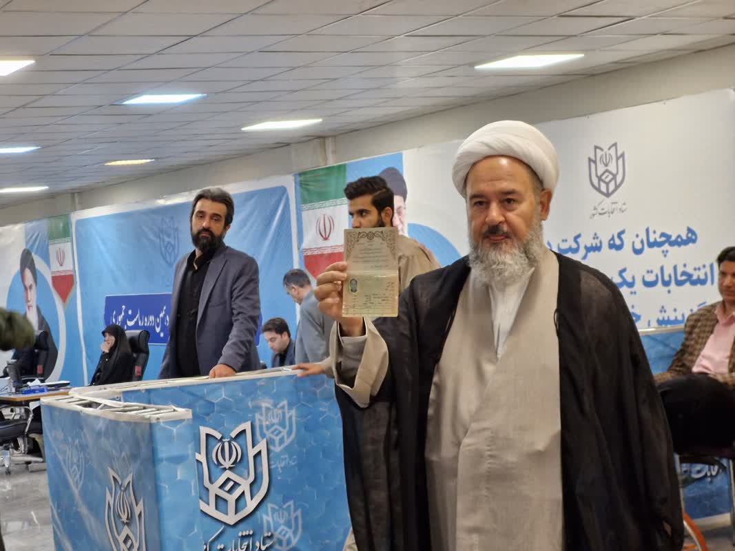 پایان ثبتنام داوطلبان کاندیداتوری ریاست جمهوری/ آخرین نفراتی که به وزارت کشور آمدند