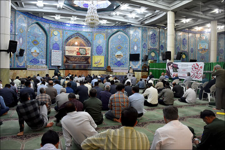 کتابخوانی و جزءخوانی در کانون‌های مساجد ویژه ۱۴ و ۱۵ خرداد