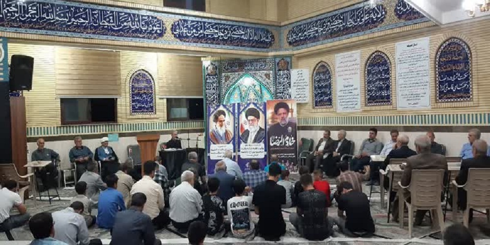 تبیین مکتب امامخمینی(ره) در کانونهای مساجد آذربایجان غربی