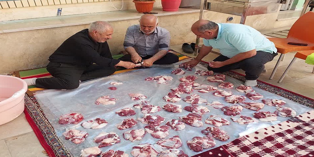 تبیین مکتب امامخمینی(ره) در کانونهای مساجد آذربایجان غربی