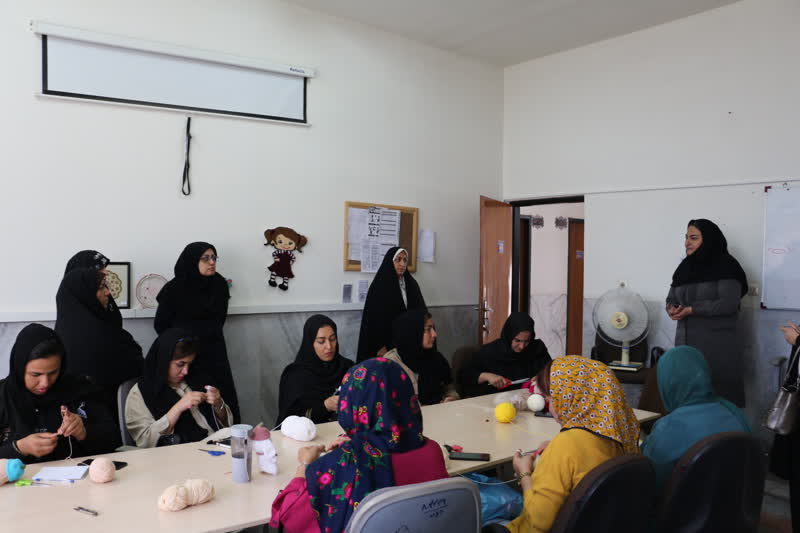 بازدید مدیران کانون های مساجد از فنی وحرفه ای استان سمنان