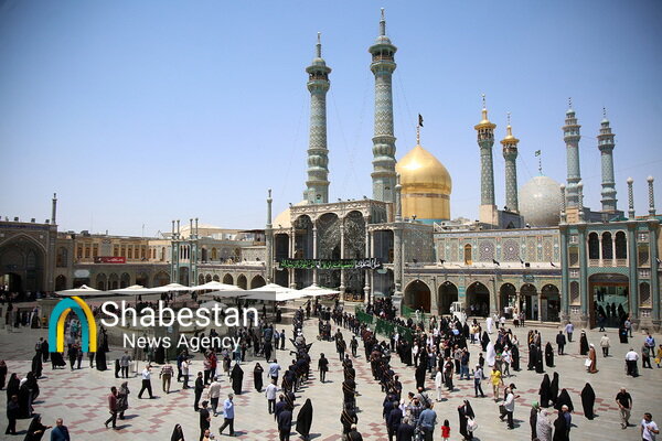 دسته عزاداری خادمان حرم حضرت معصومه(س) در آستانه سالروز شهادت امام جواد(ع)