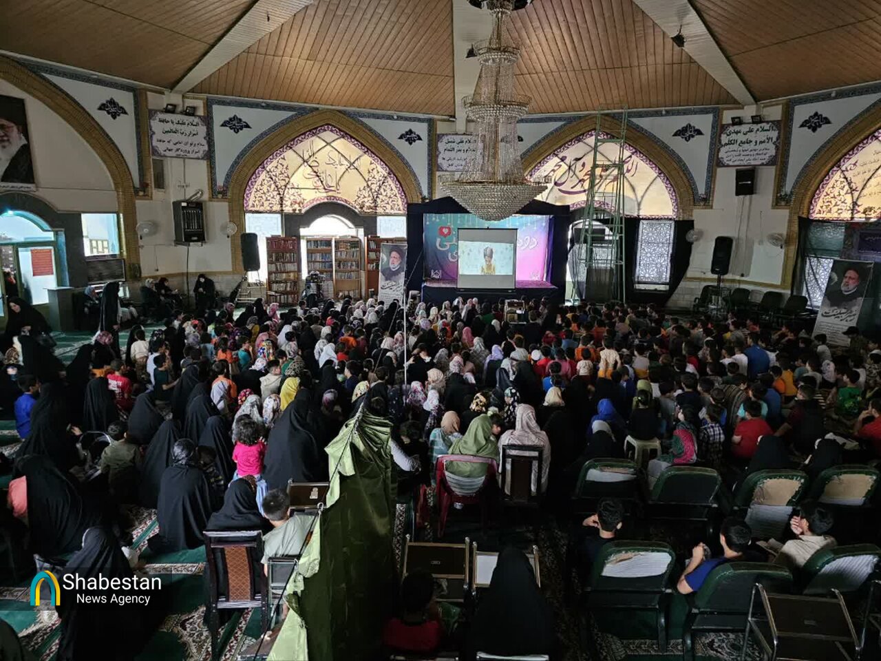 مدیریت اکران فیلم برای ۵۰۰ نفر توسط دههنودیهای کانون المنتظر(عج)