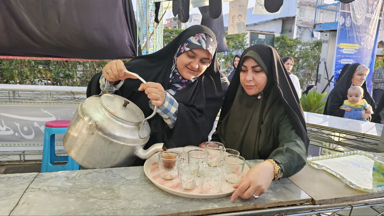 چایی با طعم رسانه/ وقتی چایخانه حرم را بانوان خبرنگار دست می‌گیرند 