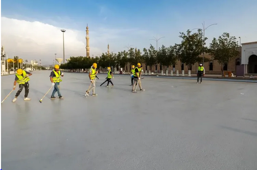 چرا اطراف مسجد «نمره» را سفید رنگ کردند؟