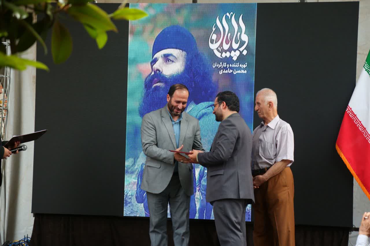 تجلی شیدایی، وقتی که هنرمندان جریانساز انقلاب پای کار میآیند