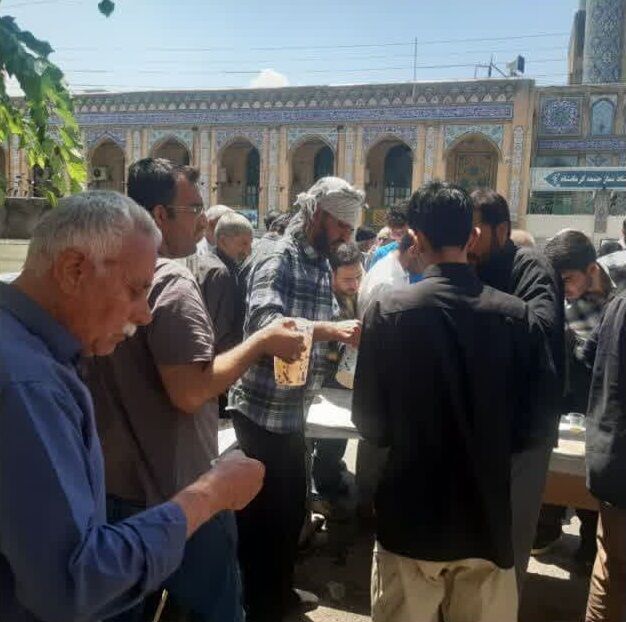 برپایی ایستگاه صلواتی بمناسبت شهادت امام باقر (ع) در مسجد جامع کرمانشاه