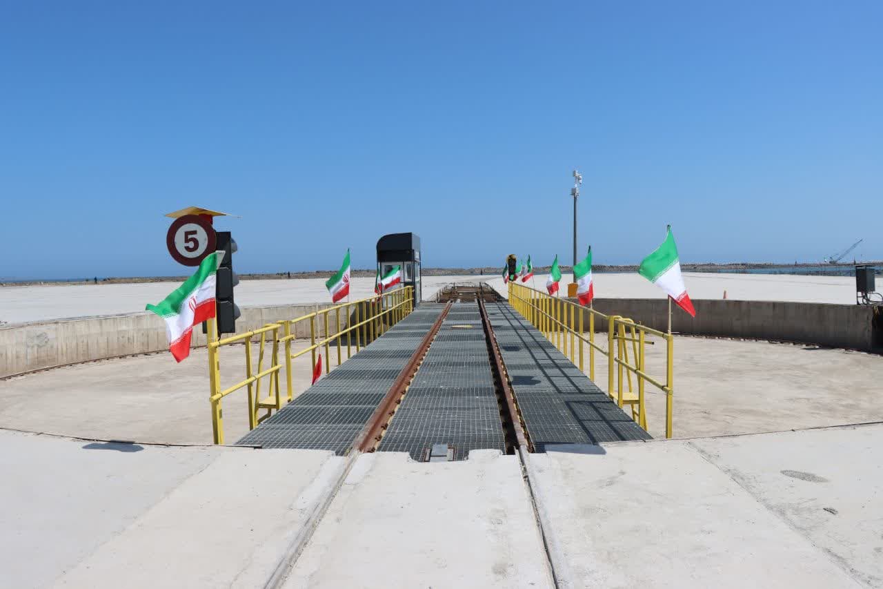 خط ریلی رشت_ کاسپین به بهره برداری رسید