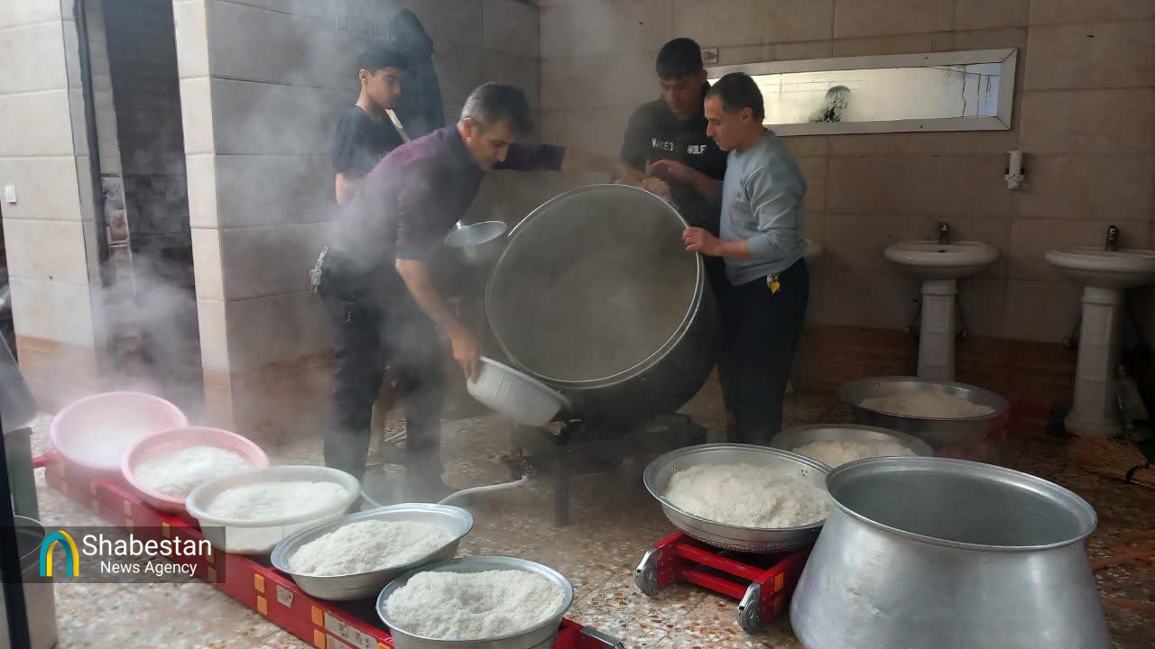 تلاش فعال فرهنگی در تقویت برنامههای مسجد محور/ مسجد امام حسین خرمآباد به پایگاه حمایت از نیازمندان تبدیل شد