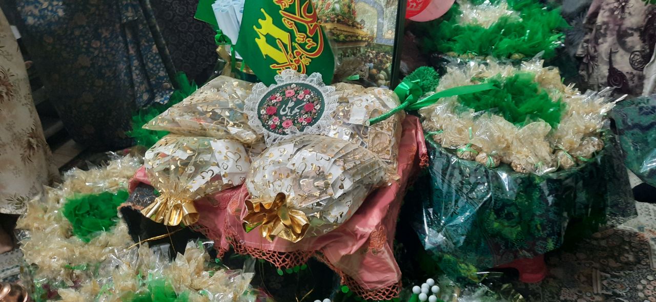 کاروان شادی «سفره داران و خنچه بران غدیر» در مسکن مهر رشت