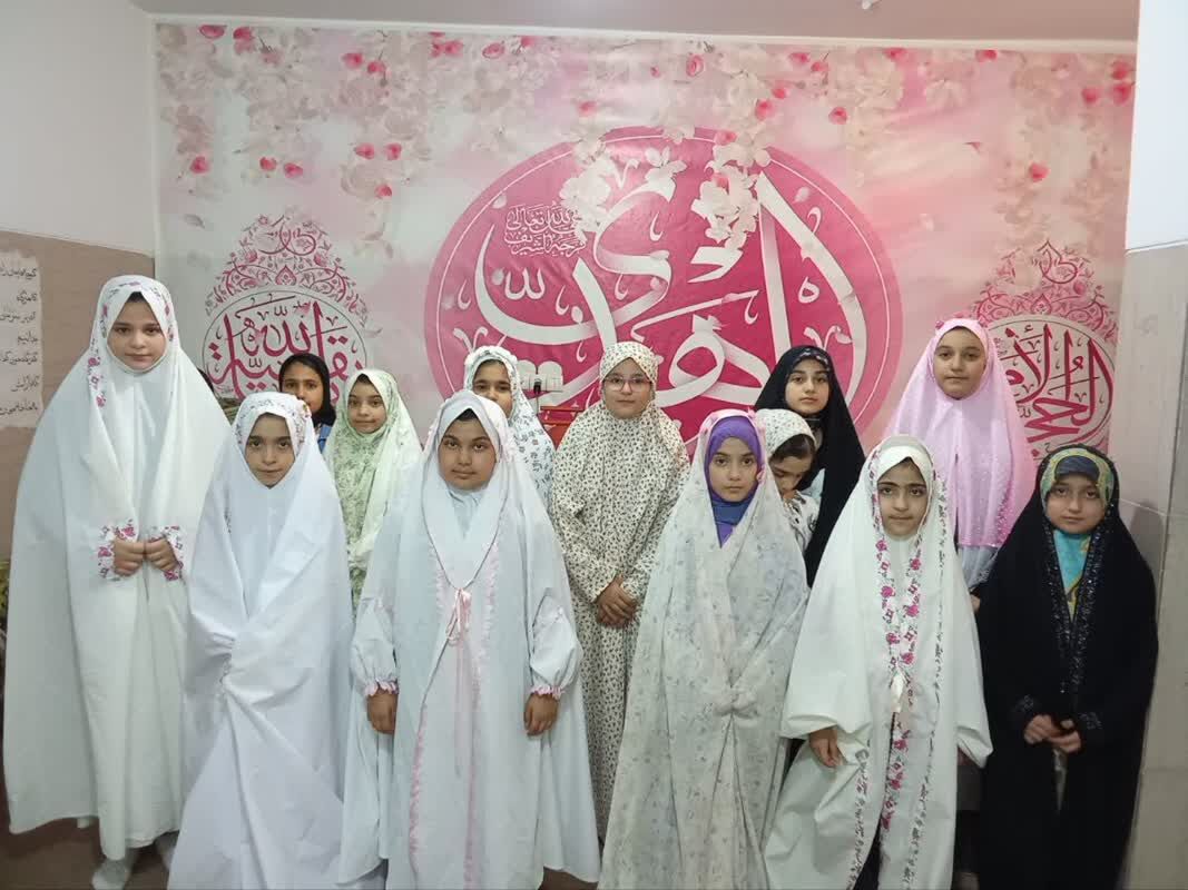 کانون مسجدی که مبنا را بلوغ ایمانی کودکان و نوجوانان قرار داده است