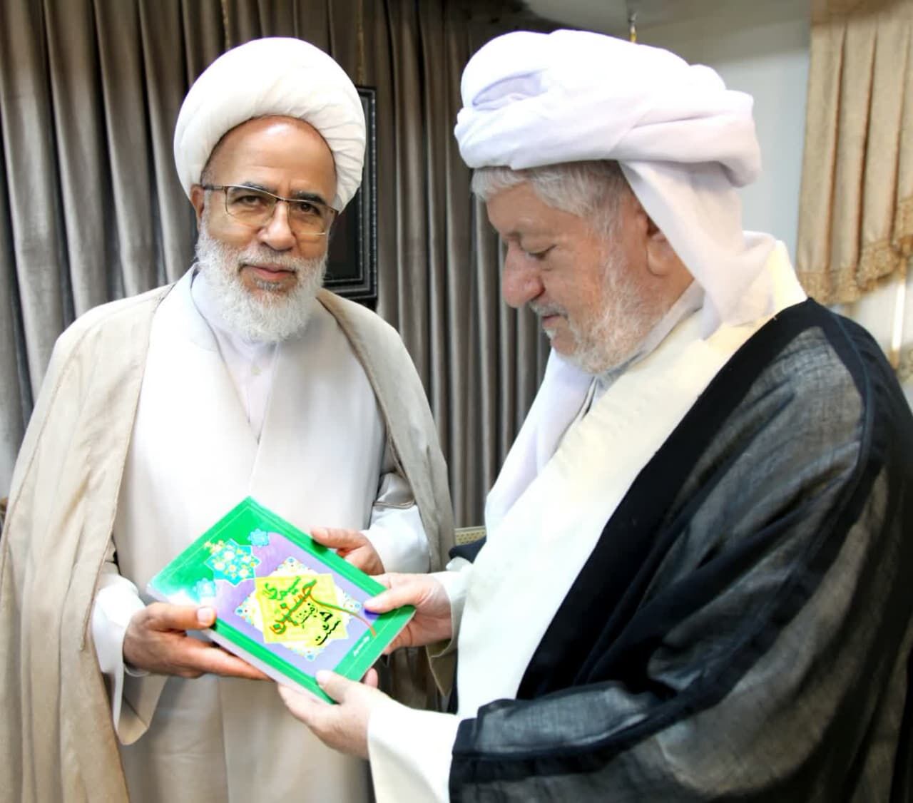 علمای اهلسنت، دژ مستحکم انقلاب و تفکر اسلامی در منطقه هستند