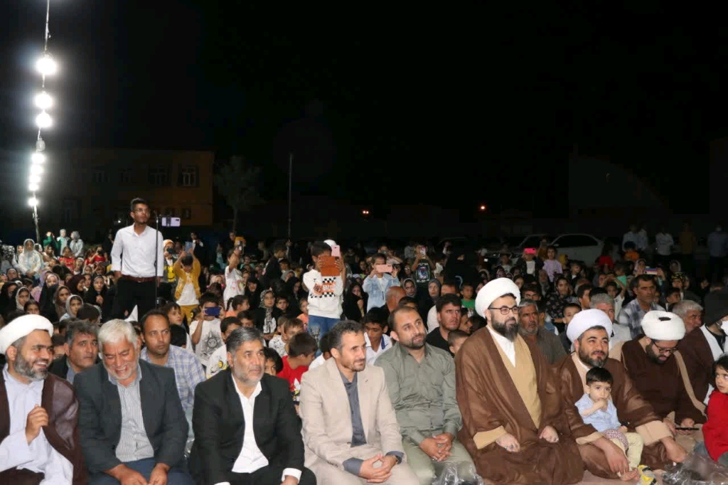 کانونهای مساجد باید به عنوان پایگاههای فرهنگی در محلات فعالیت کنند