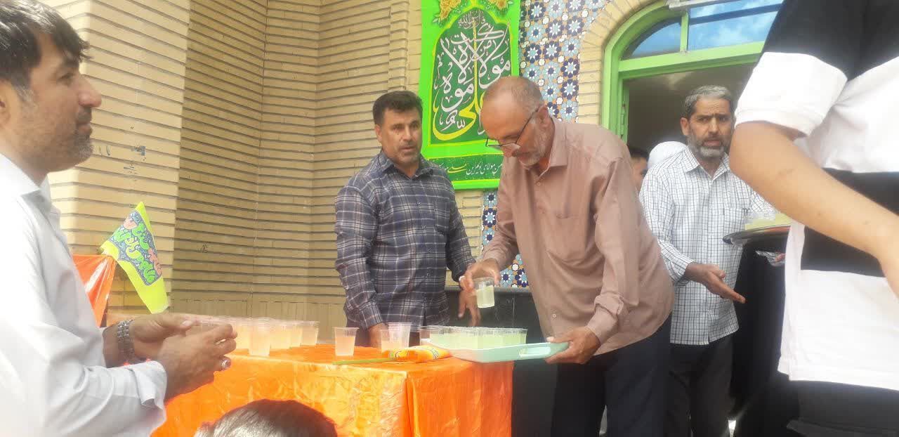 غدیر تجلی وحدت شیعه و سنی/مساجد پذیرای جشنهای شادی