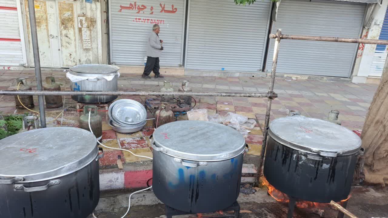 غدیر تجلی وحدت شیعه و سنی/مساجد پذیرای جشنهای شادی